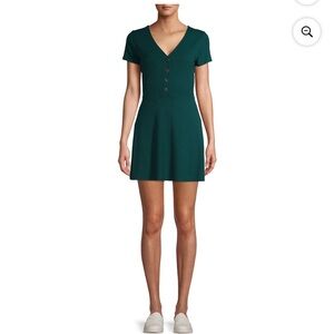 No Boundaries Womens Ribbed V-Neck Skater Dress Hunter Green Size M 7-9